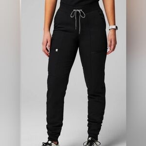 Fabletics Medium tall joggers SCRUBS